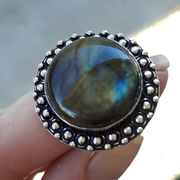 New Labradorite 925 Silver Ring. - Picture 6 of 8